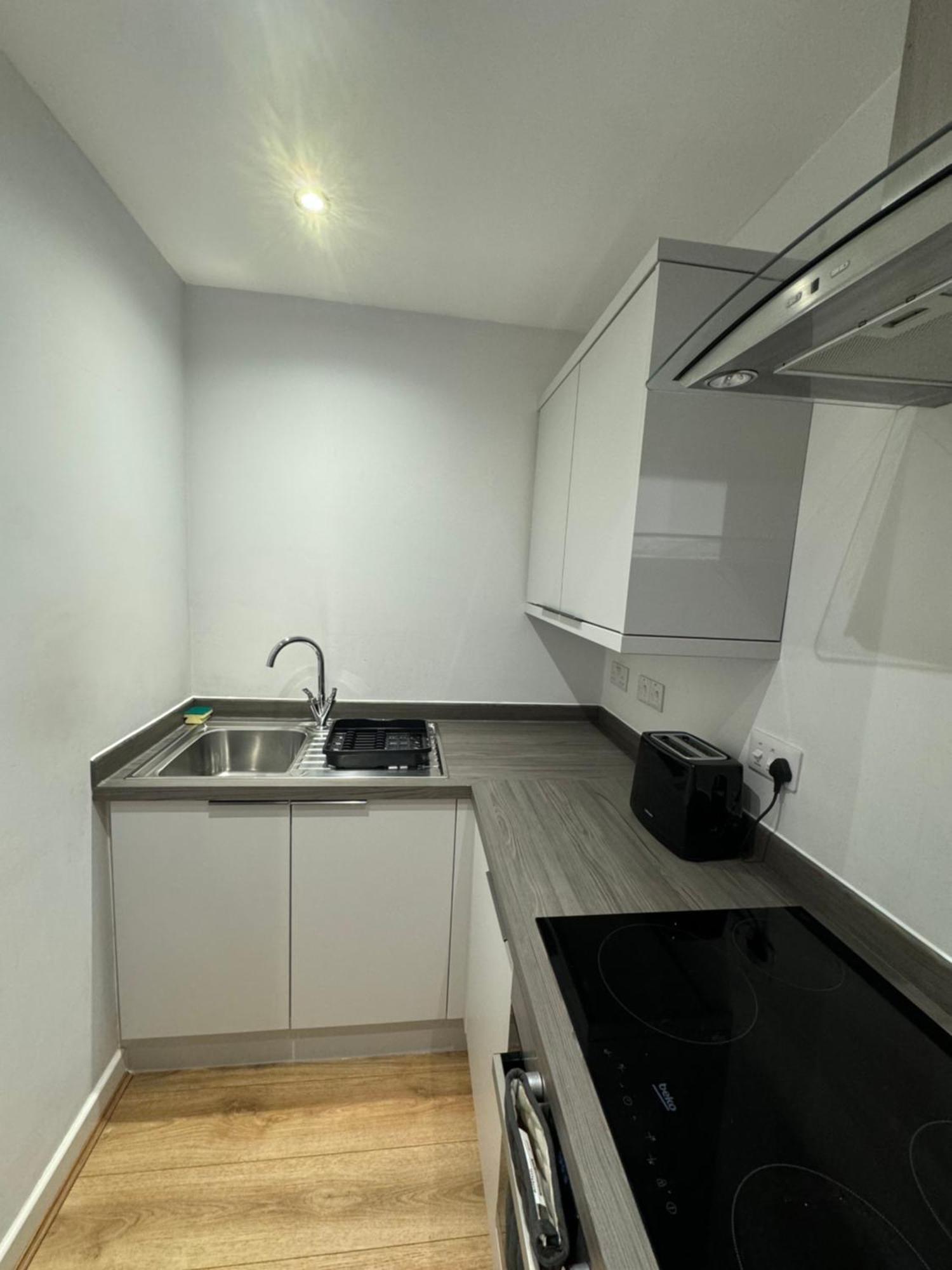 Armyn House Apartments, Your Coastal Escape In Φάλμαουθ Εξωτερικό φωτογραφία
